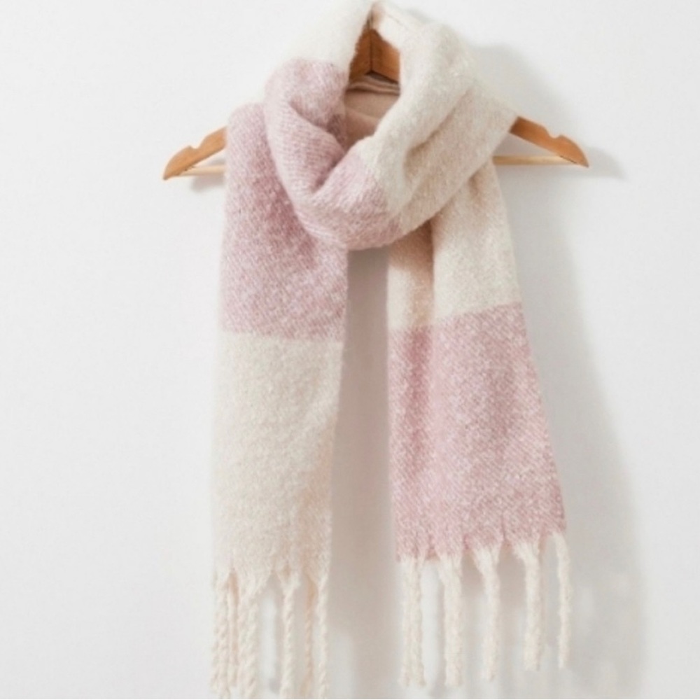 Gentle Fawn plaid scarf (Fab fit fun Fall box)